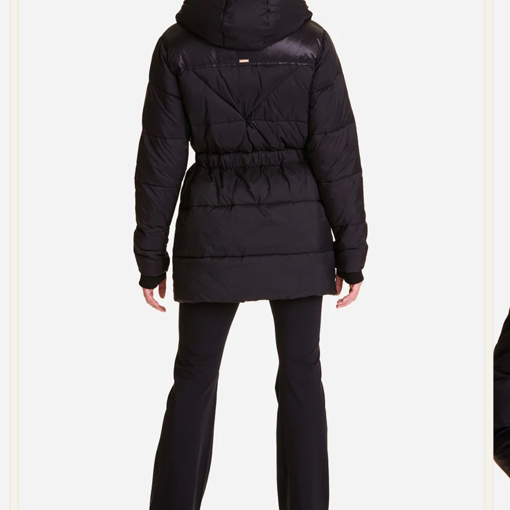 ALALA Verbier Puffer Coat - Picture 11 of 14